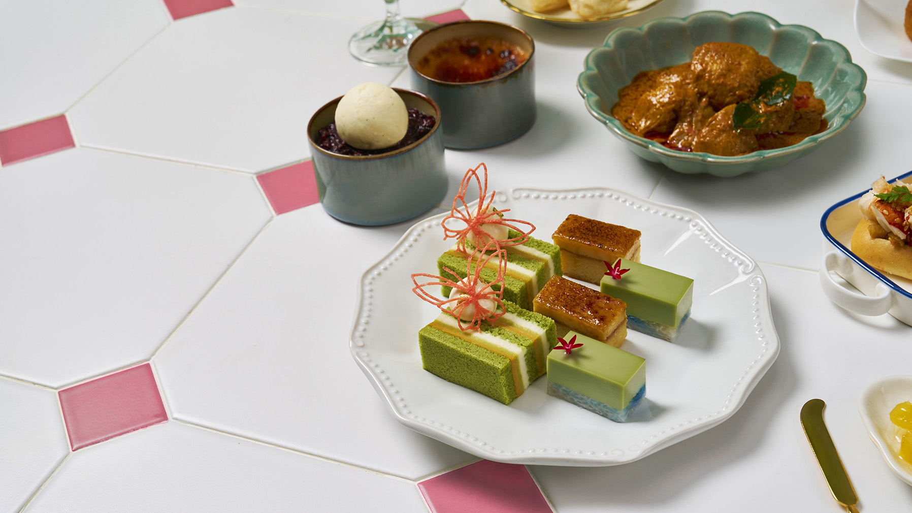 Four Seasons Hotel Singapore Welcomes Back Beloved Peranakan Afternoon Tea