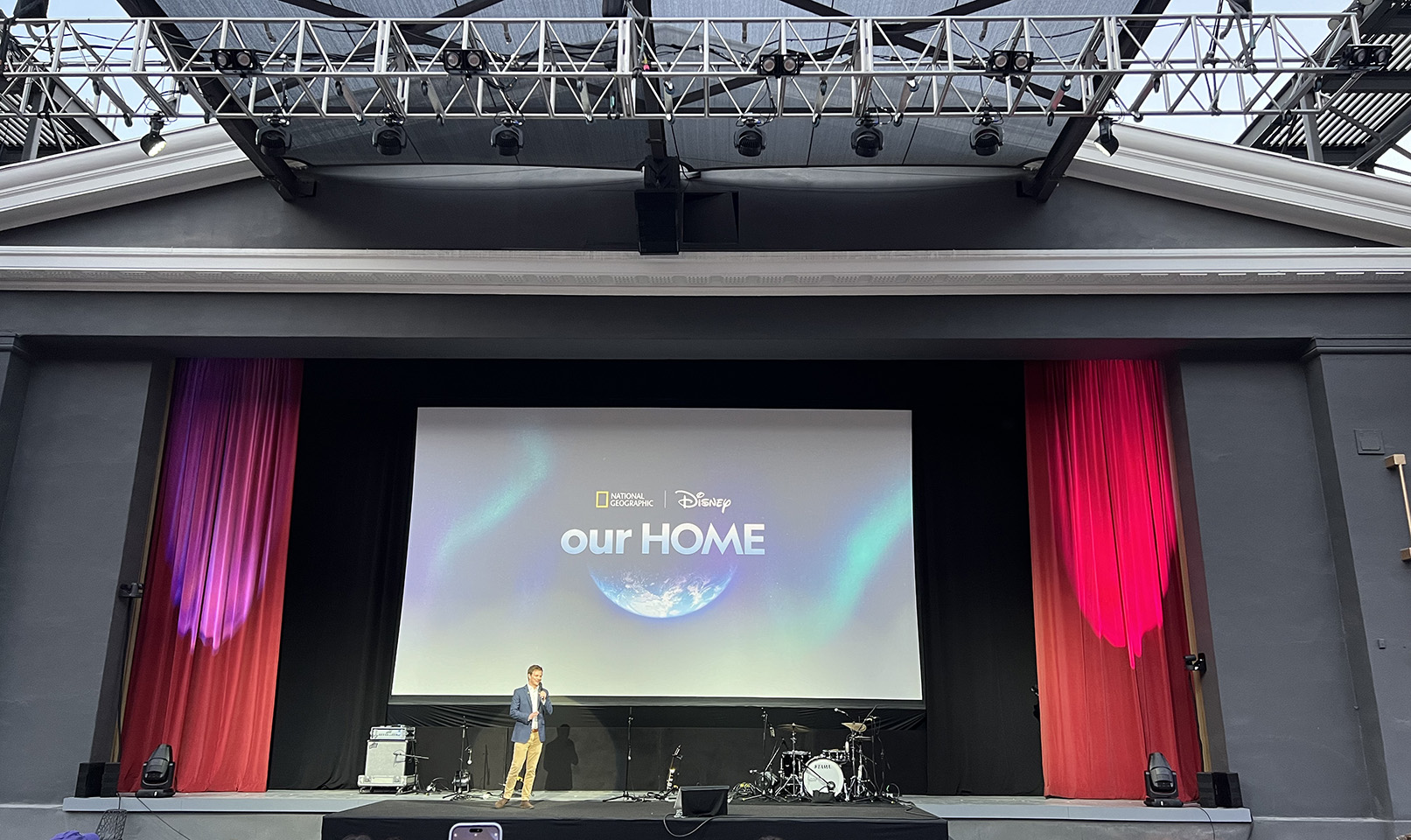 Bertie Gregory as the host for the National Geographic Event in Los Angeles (Photo by Julie Nguyen)