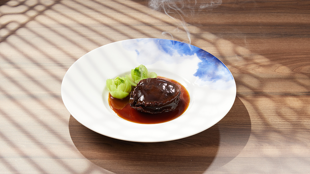 Braised South African Whole Abalone