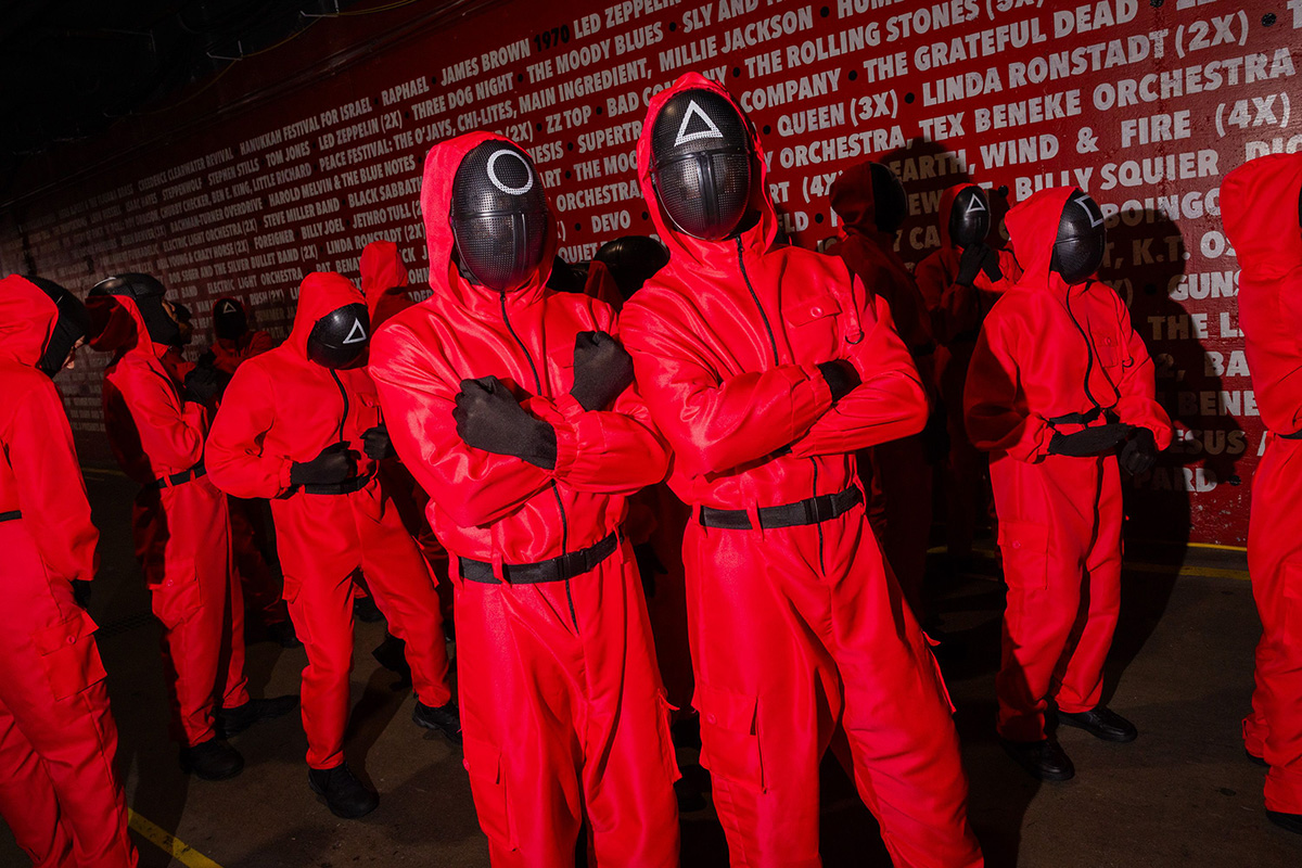 Pink Guard of Squid Games attend NETFLIX TUDUM 2025: THE LIVE EVENT at The Kia Forum on May 31, 2025 in Inglewood, California.