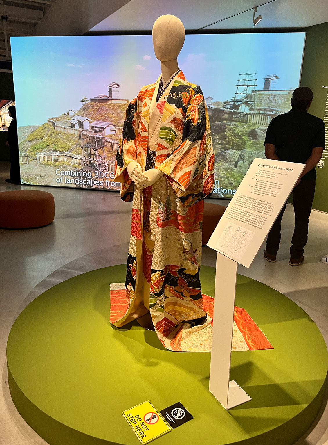 “NEO-JAPONISM | SAMURAI AND BEYOND” exhibition at JAPAN HOUSE Los Angeles (Photo by Julie Nguyen)