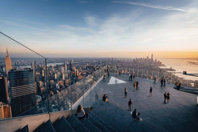 Edge - Outdoor Sky Deck Edge - Outdoor Sky Deck