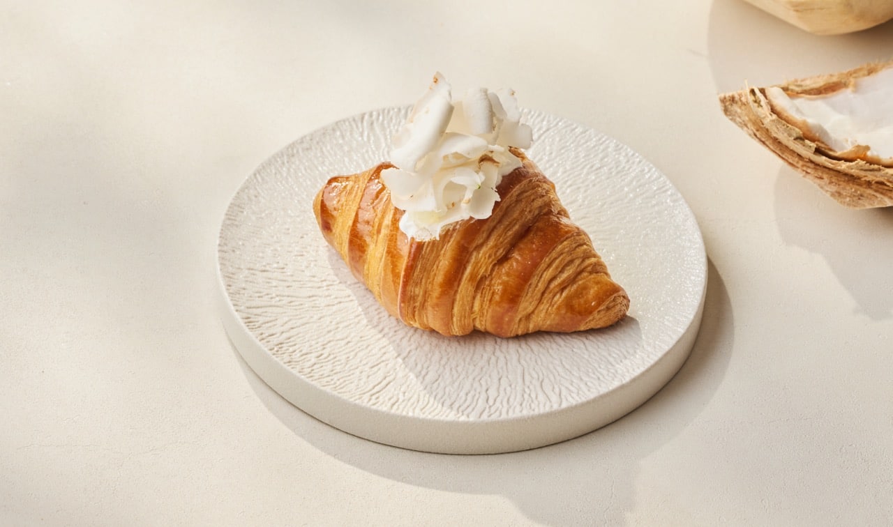 Coconut Kiss from Sofitel La Haute Croissanterie Fruit Kiss collection 