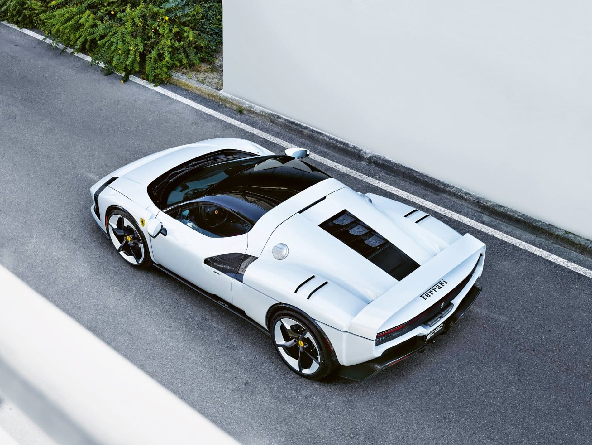 Ferrari SC40