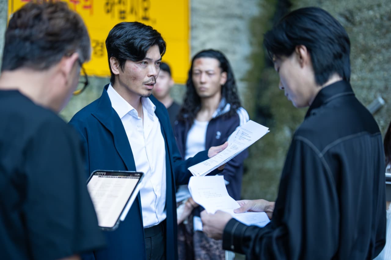 Netflix Mousetrap Ryu Jun-yeol as The Rat in Mousetrap