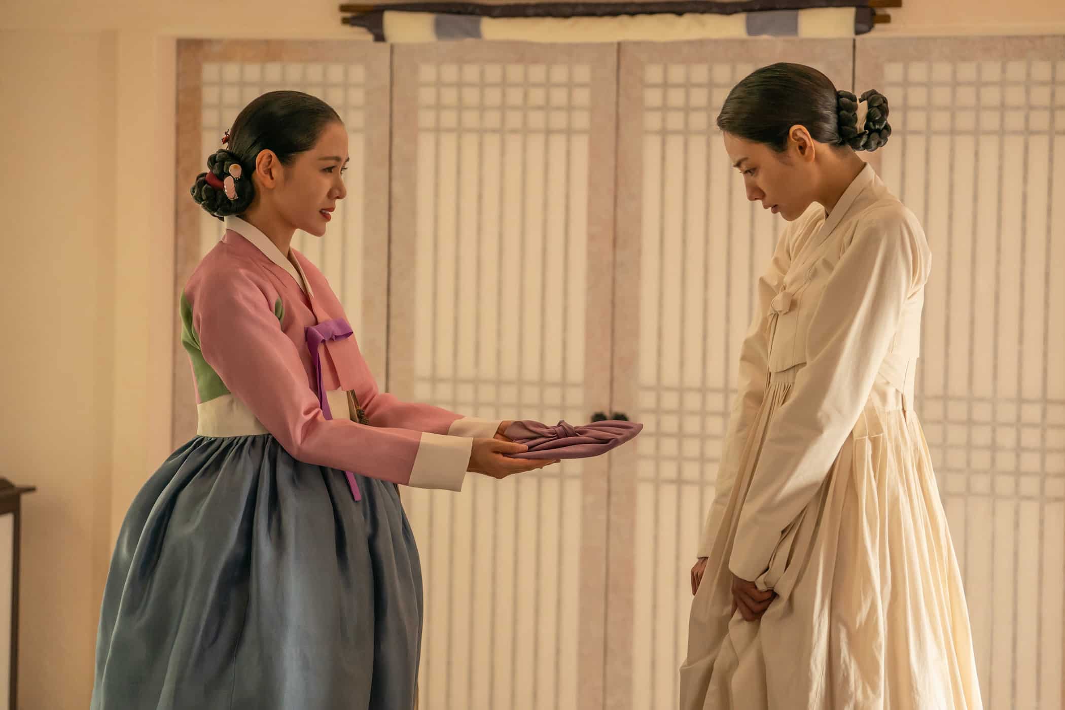 The Scandal(L to R) Son Ye-jin as Lady Cho, NANA as Hui-yeon in The Scandal